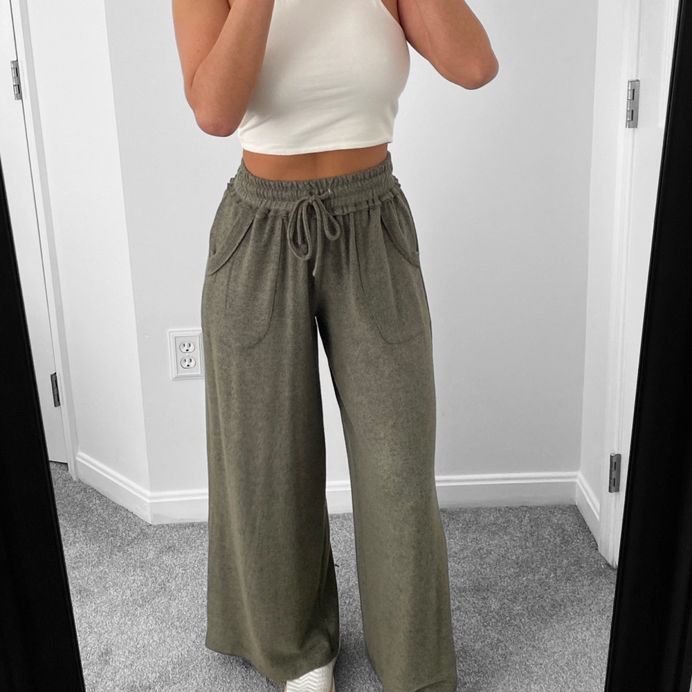 Versona Green High Waisted Wide Leg Lounge Pants
